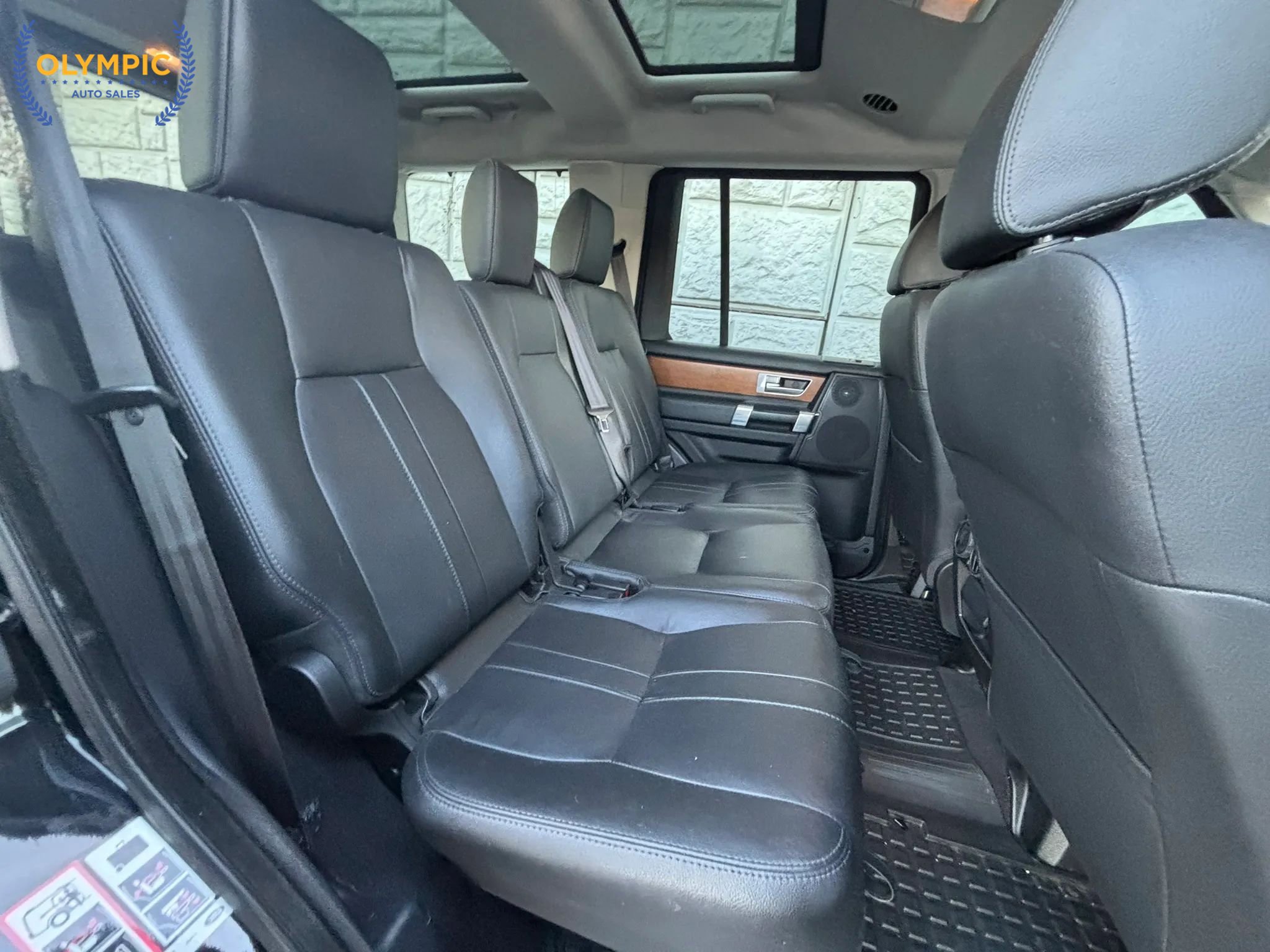 Used 2016 Land Rover LR4 HSE AWD/4WD image 40