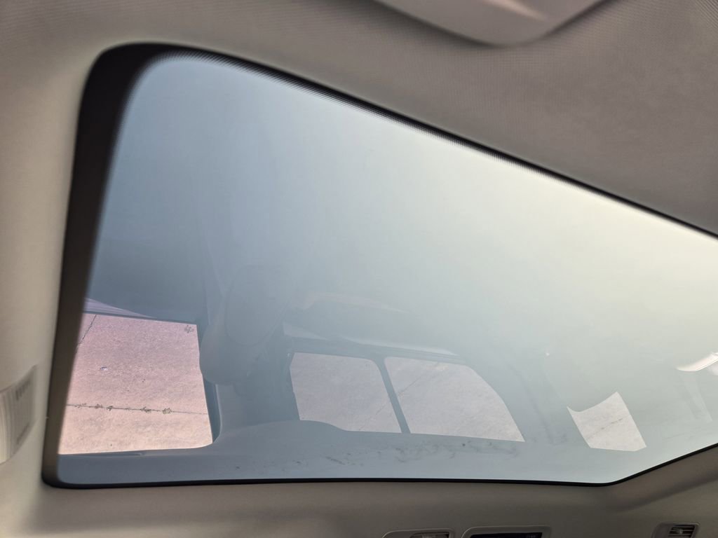 New 2025 Volkswagen ID. Buzz Pro S Plus image 19