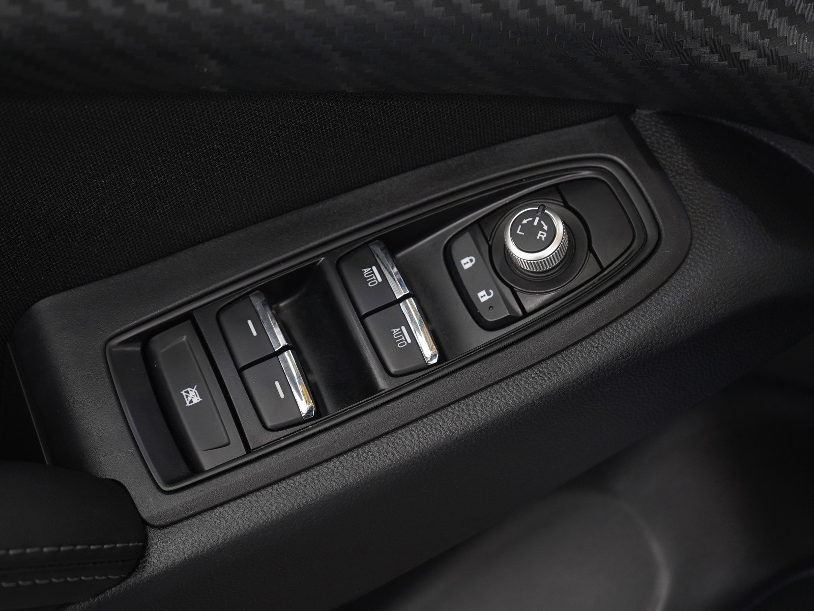 Used 2025 Subaru Ascent Premium image 24