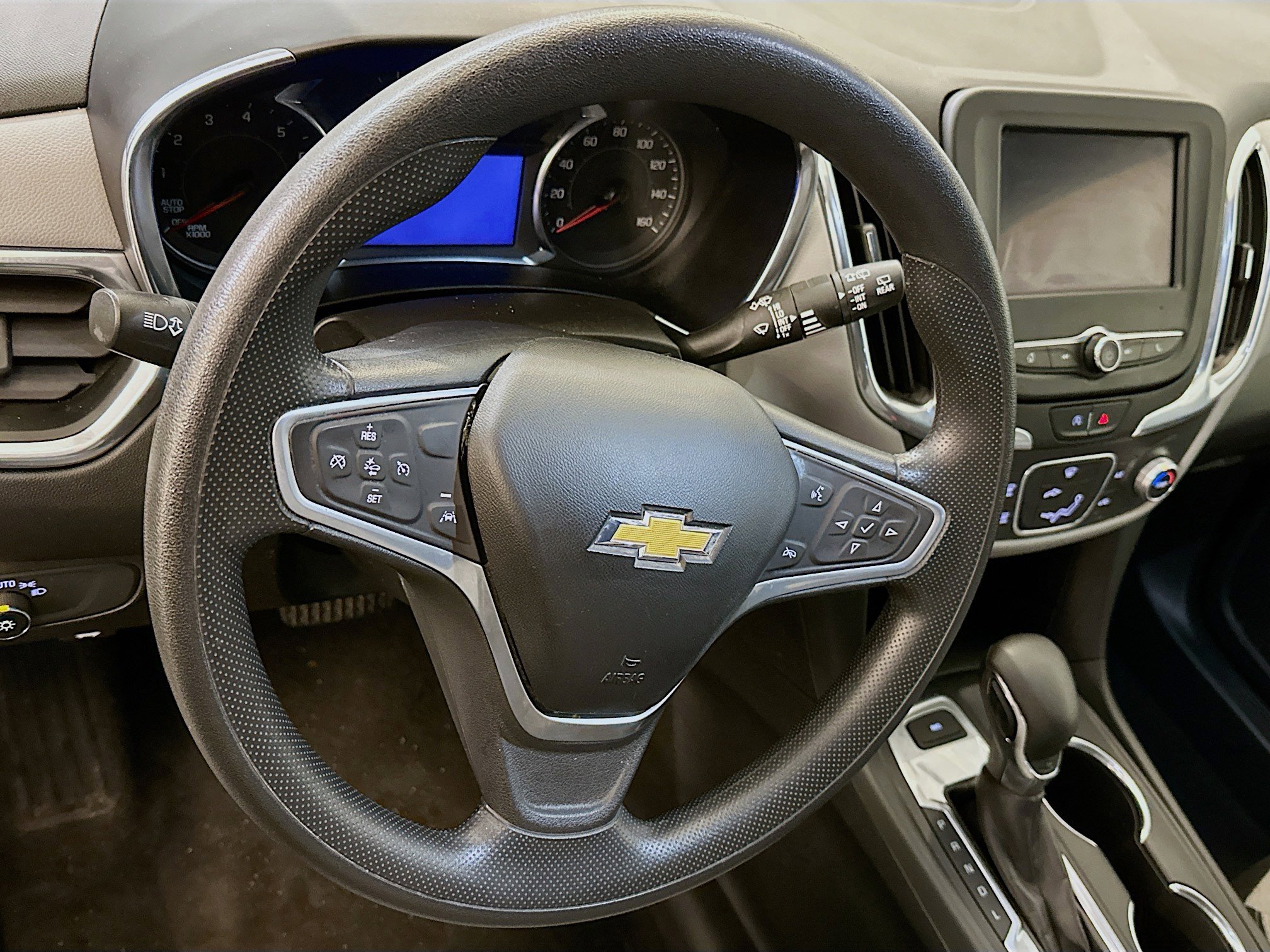 Used 2022 Chevrolet Equinox LT image 18