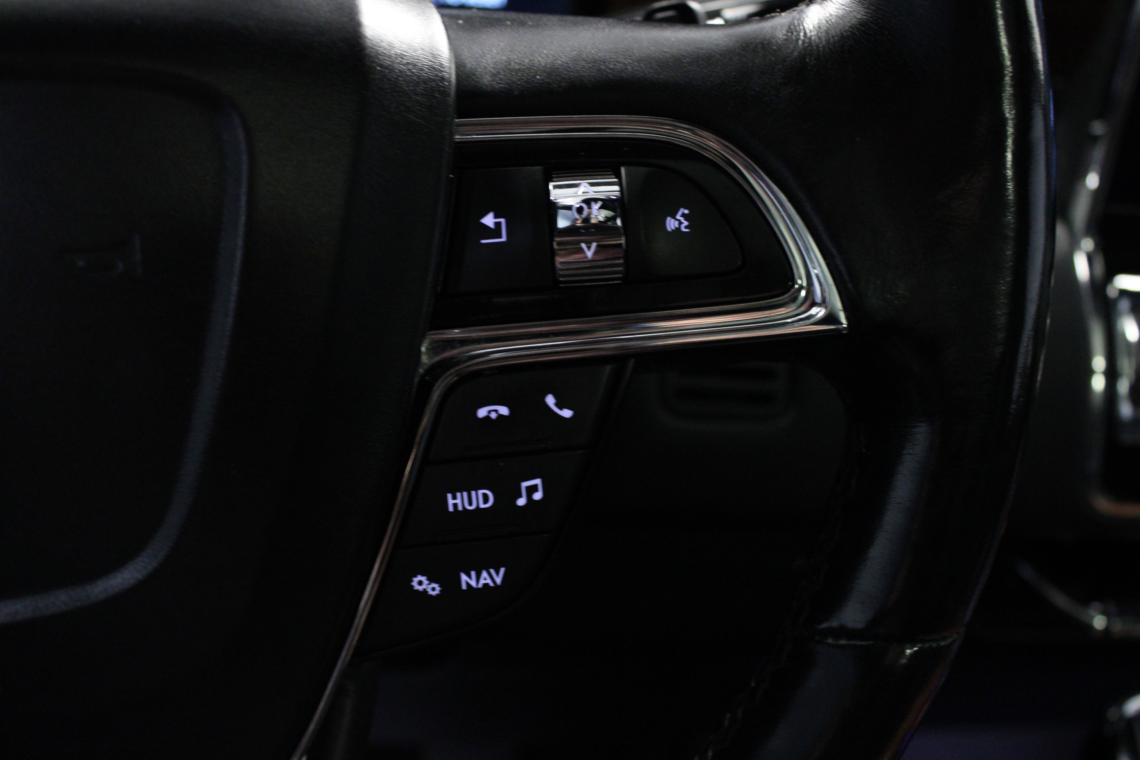 Used 2019 Lincoln Navigator L Select w/ Technology Package image 22