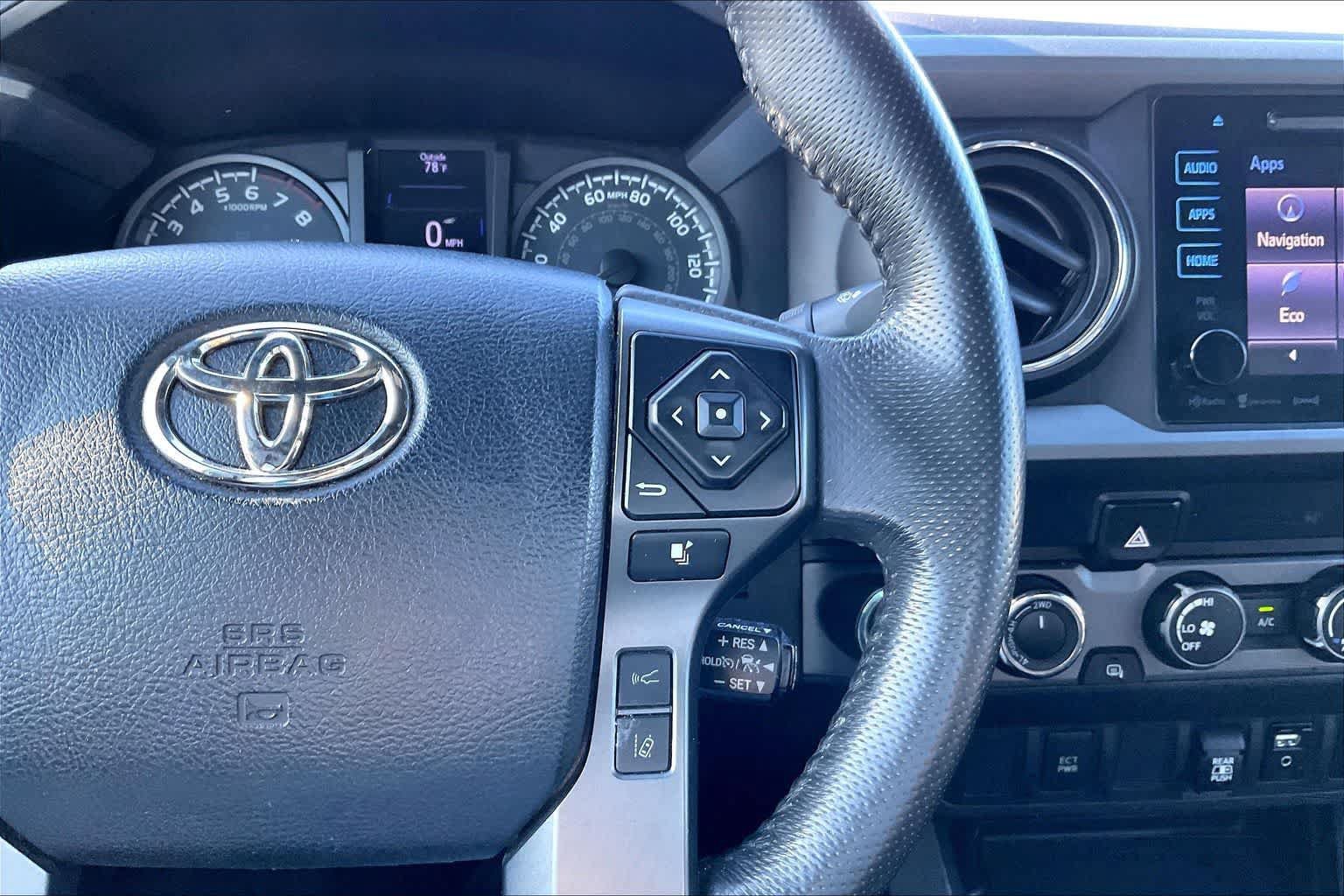 Used 2019 Toyota Tacoma TRD Sport AWD/4WD image 25