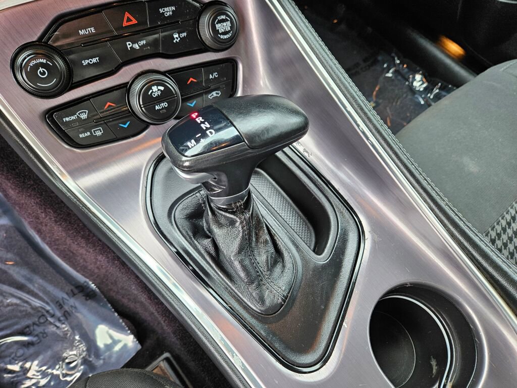 Used 2017 Dodge Challenger R/T w/ Driver Convenience Group image 7