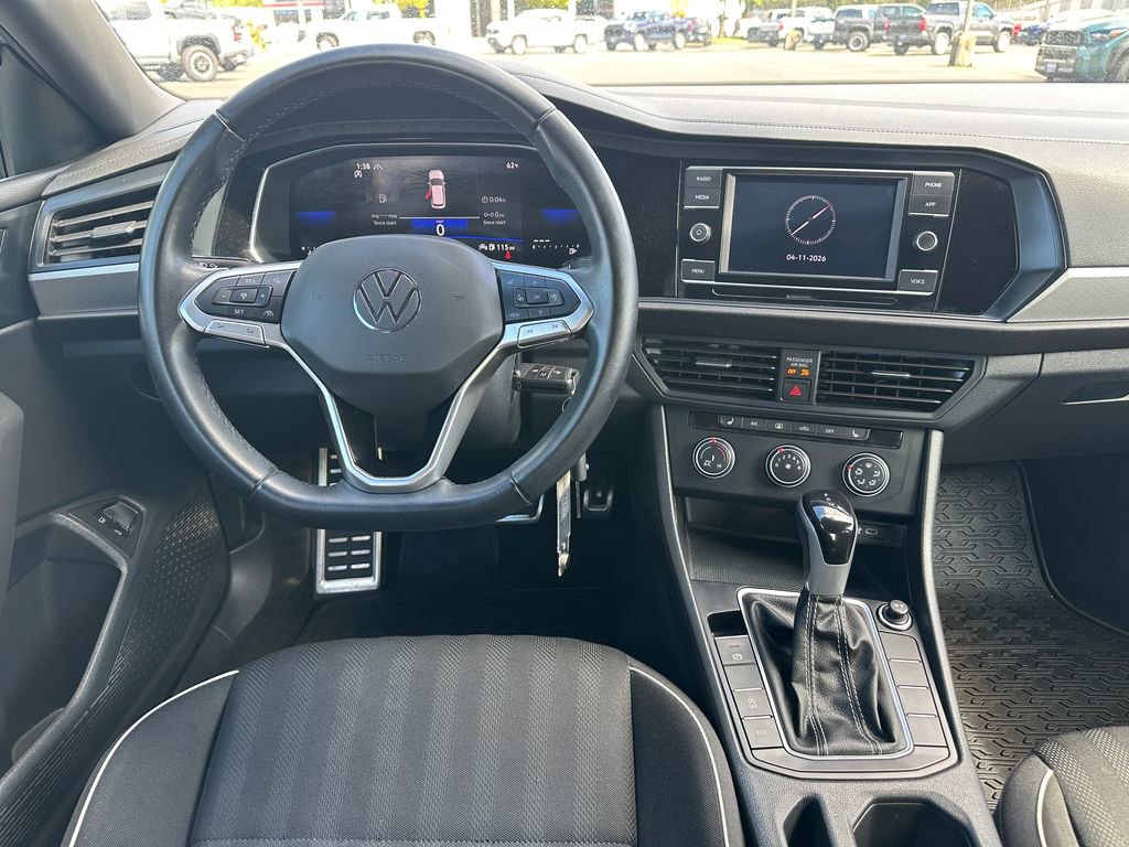 Used 2024 Volkswagen Jetta Sport FWD image 15