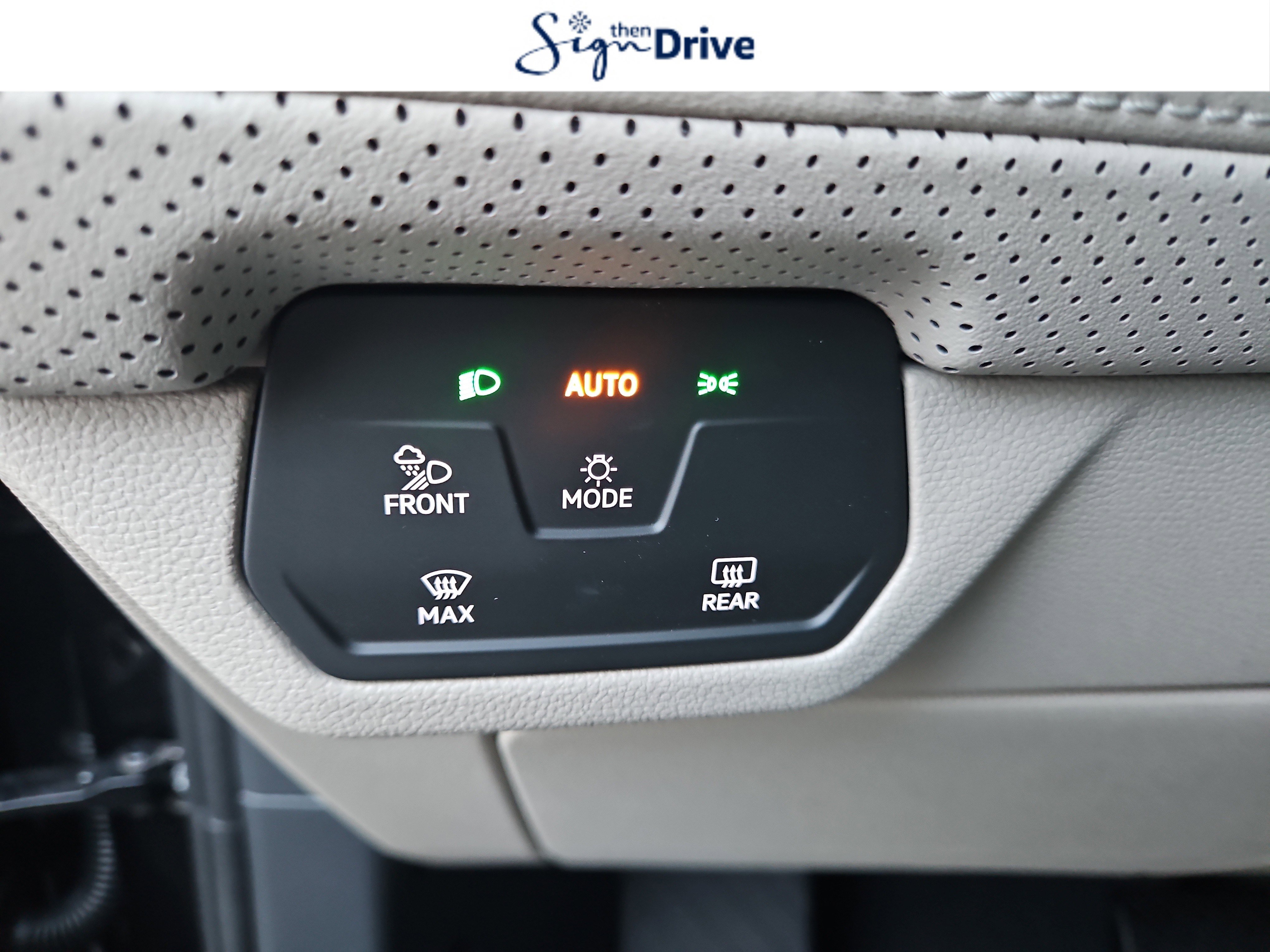 New 2026 Volkswagen Atlas SE