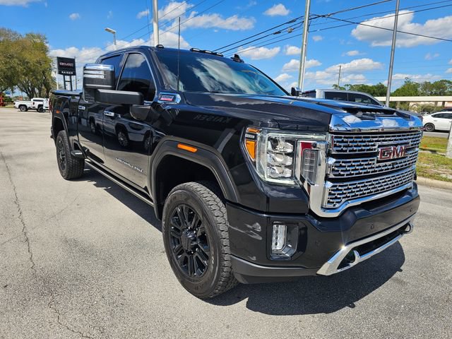 Used 2022 GMC Sierra 2500 Denali w/ Denali Black Diamond Edition AWD/4WD image 7