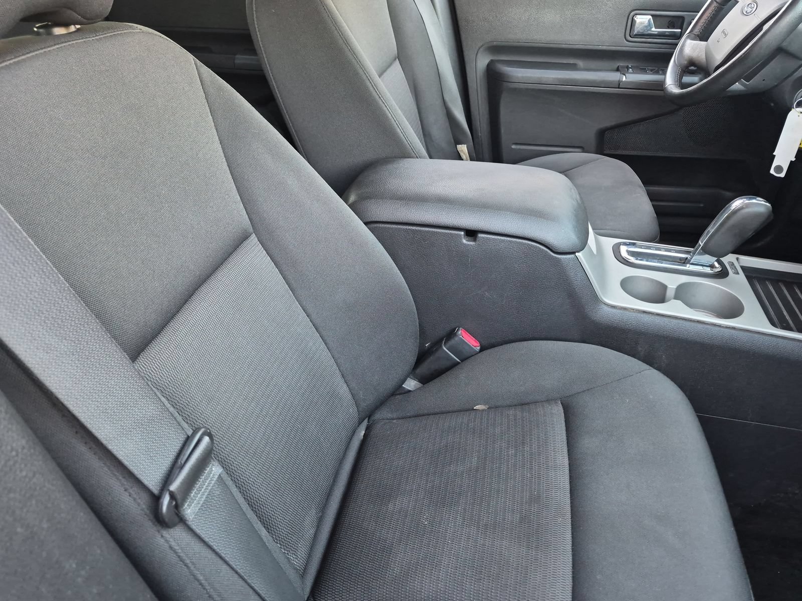 Used 2010 Ford Edge SEL FWD image 20