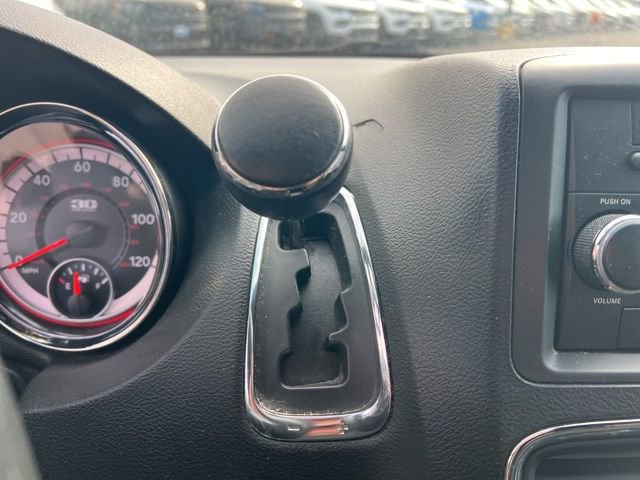 Used 2014 Dodge Grand Caravan SE FWD image 18