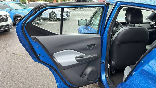 Certified 2024 Nissan Kicks SR w/ SR Premium Package FWD image 19