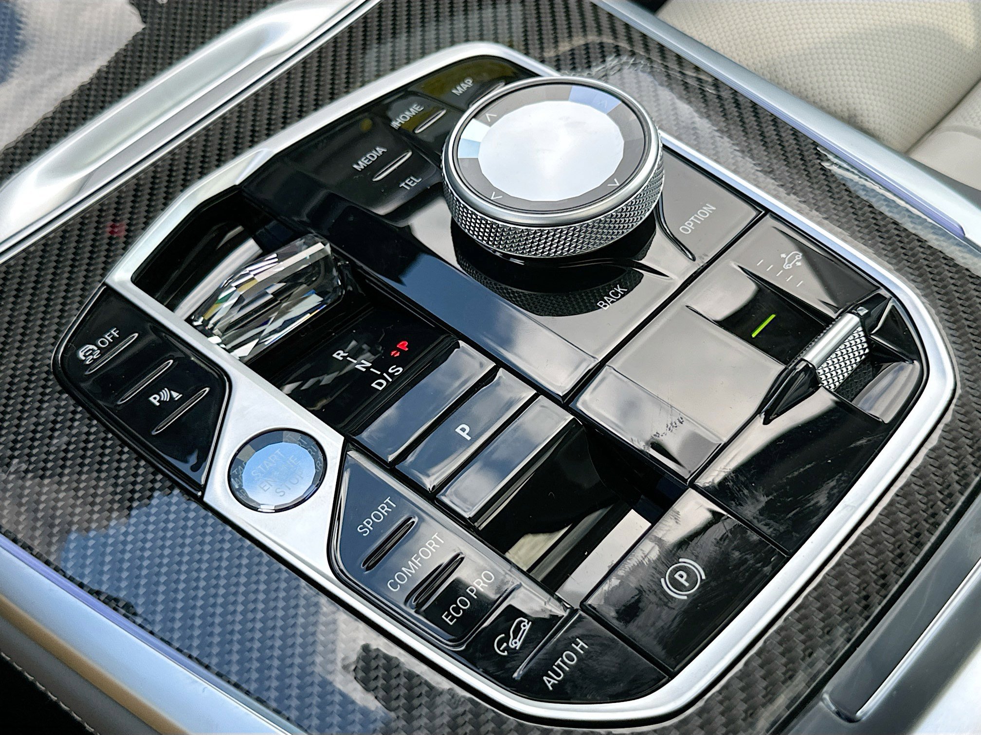 New 2026 BMW X7 M60i image 14