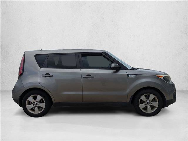 Used 2018 Kia Soul Base image 4