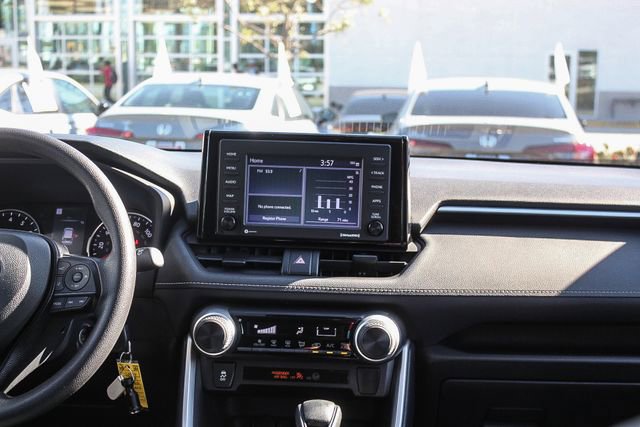 Used 2021 Toyota RAV4 LE w/ Carpet Mat Package (TMS) image 19