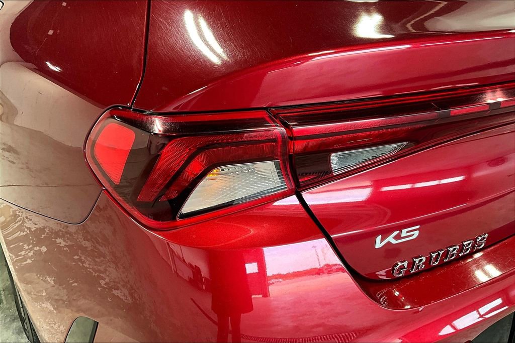 Used 2023 Kia K5 LXS image 37