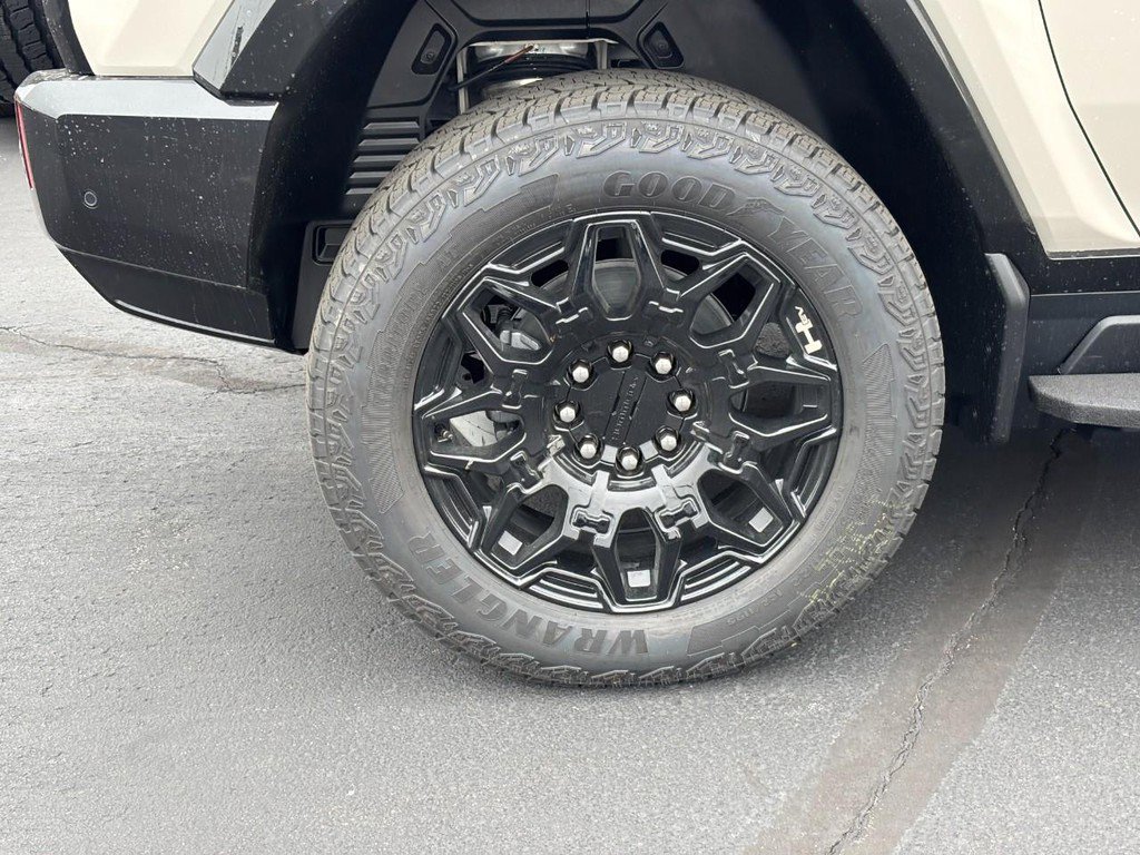 New 2026 GMC Hummer EV SUV image 5
