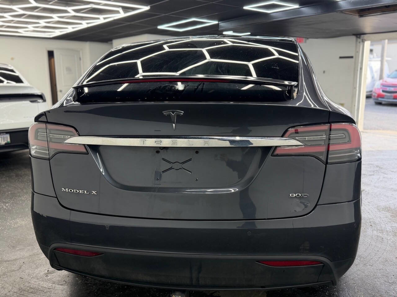 Used 2017 Tesla Model X 90D image 6