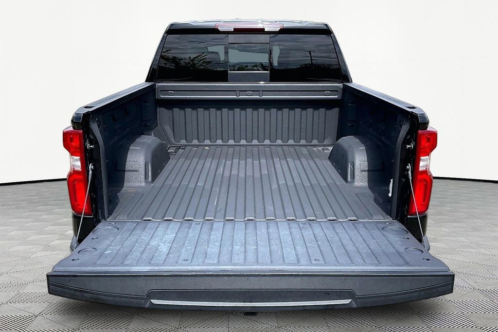 Used 2022 Chevrolet Silverado 1500 LTZ w/ LTZ Premium Package AWD/4WD image 18
