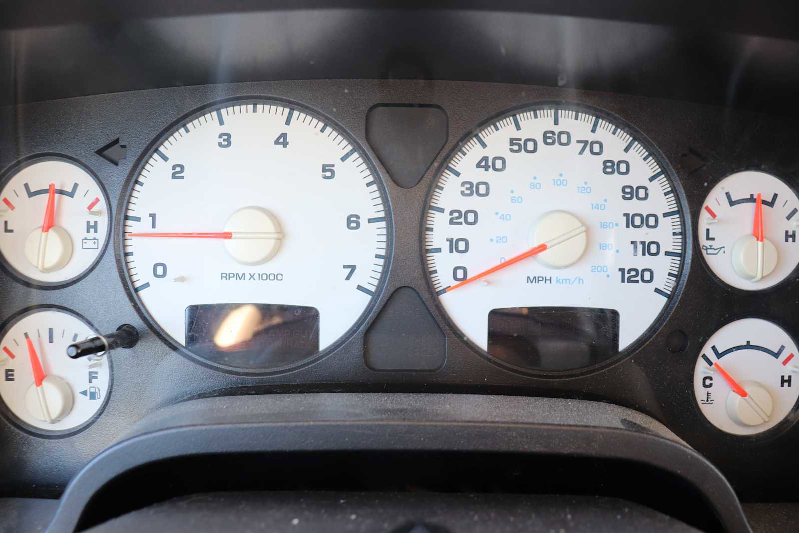 Used 2005 Dodge Ram 1500 Truck SLT image 11