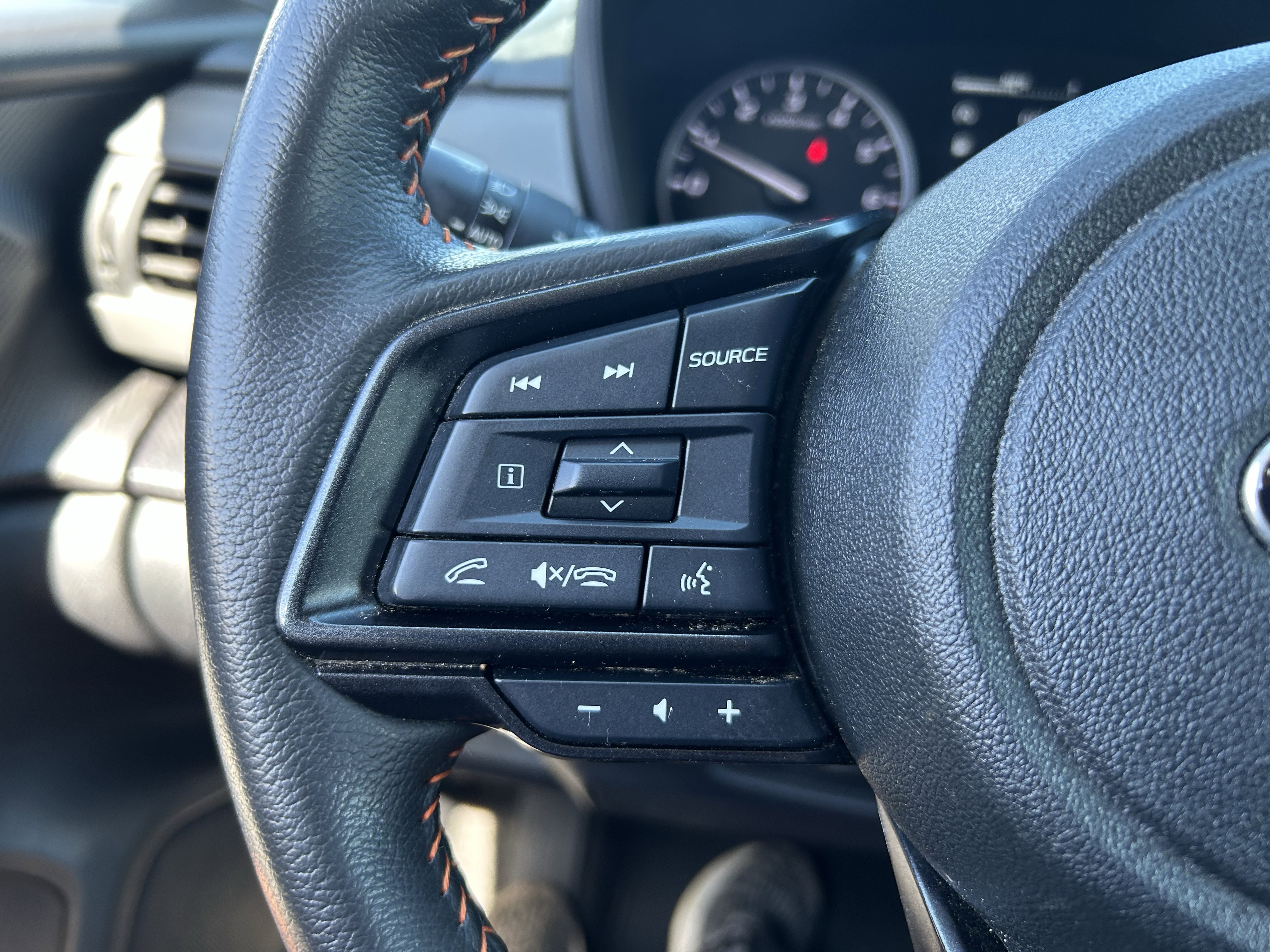 Certified 2024 Subaru Crosstrek 2.5i Limited w/ Popular Package #3A AWD/4WD image 17