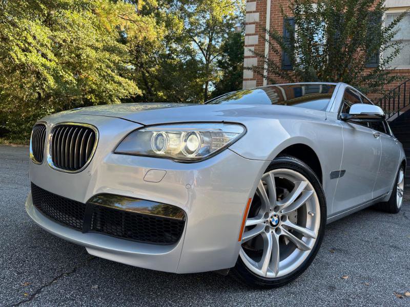 Used 2013 BMW 740Li image 2
