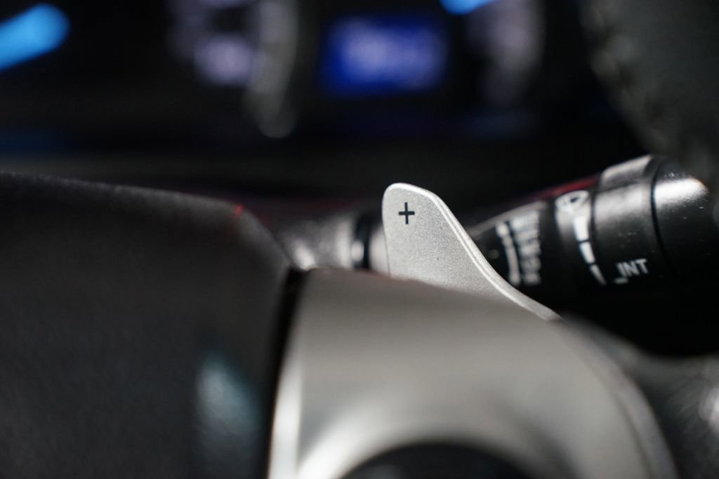 Used 2014 Toyota Camry SE FWD image 14