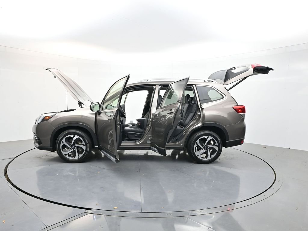 Used 2024 Subaru Forester Touring w/ POP Package 3 image 43