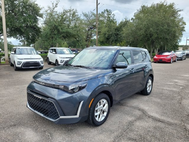 Used 2024 Kia Soul LX w/ Option Group 015 FWD image 4