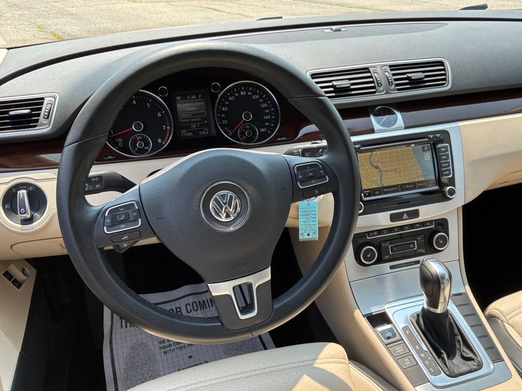 Used 2012 Volkswagen CC Lux FWD image 29
