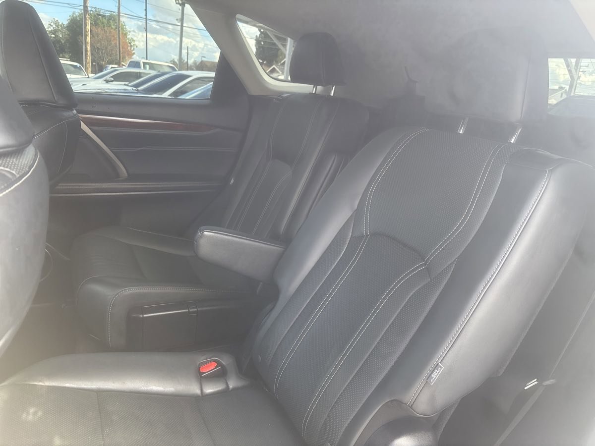 Used 2018 Lexus RX 450hL Premium image 30