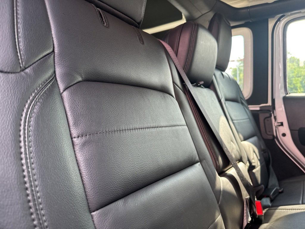 Used 2023 Jeep Wrangler Altitude image 63