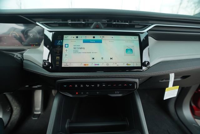 New 2026 Jeep Cherokee Limited image 27