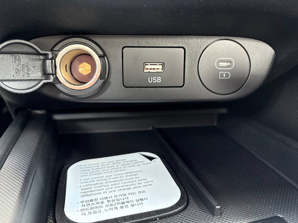 New 2026 Hyundai Elantra Sport FWD image 18