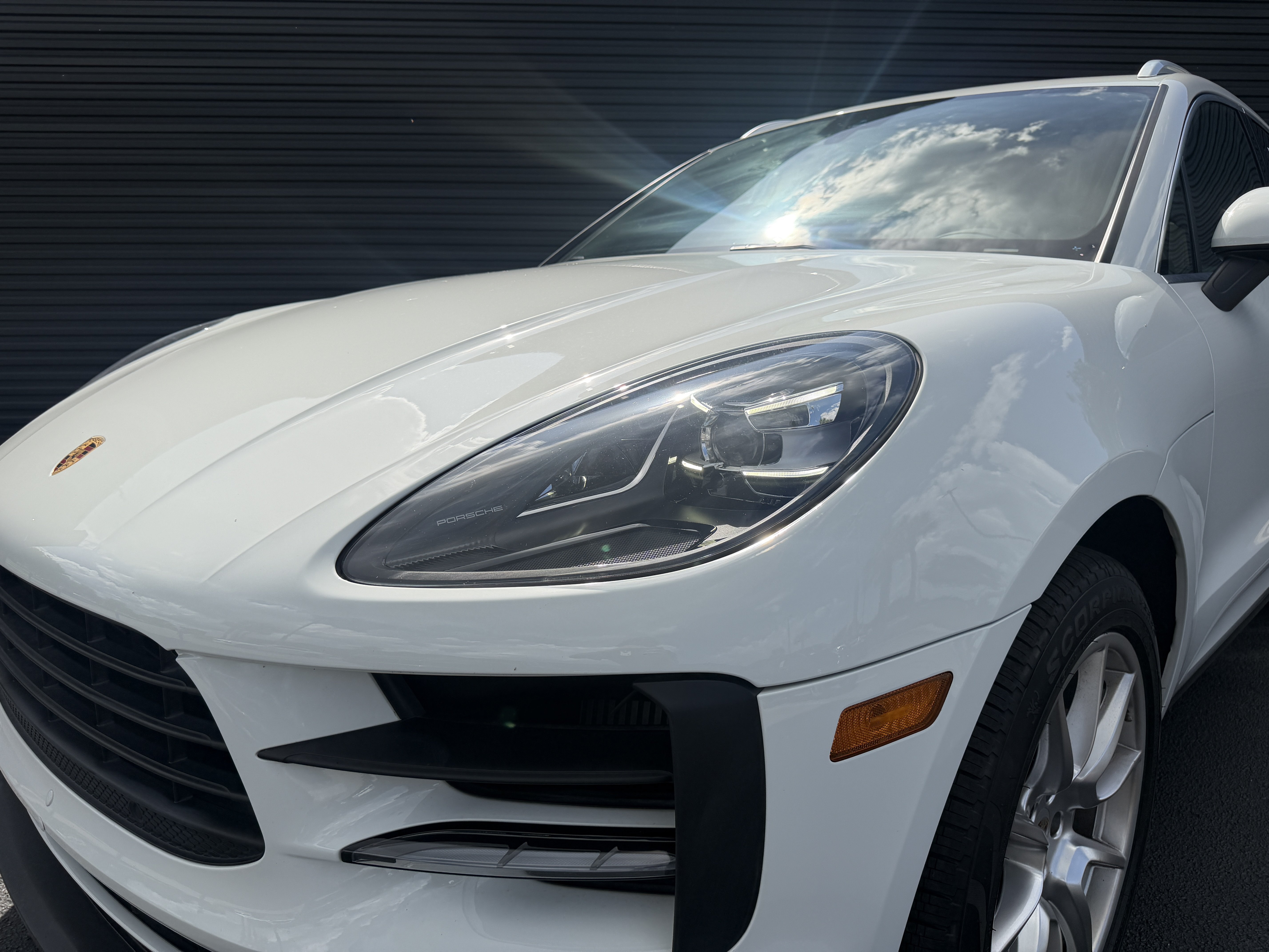 Used 2019 Porsche Macan S AWD/4WD image 11