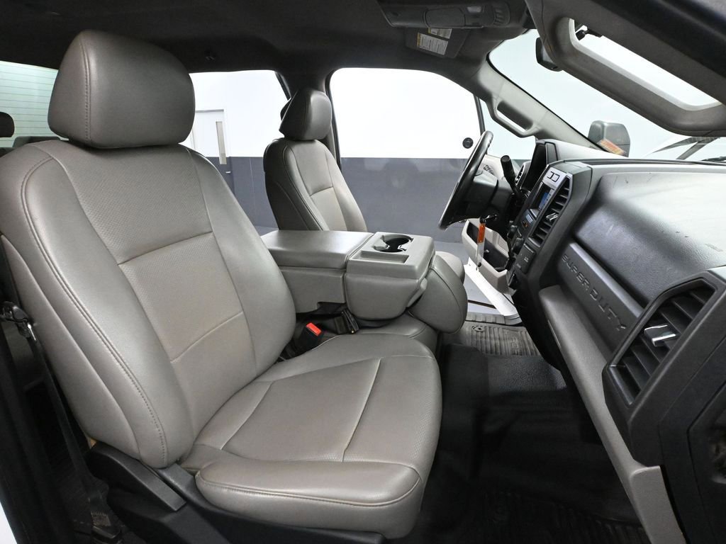 Used 2021 Ford F250 XL w/ Power Equipment Group image 43