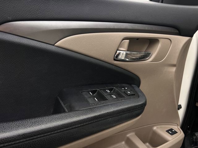 Used 2017 Honda Pilot EX-L image 11