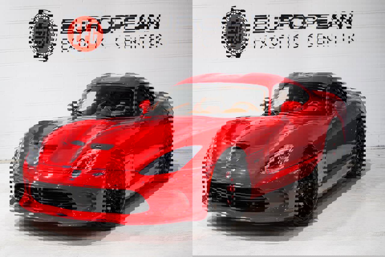 Used 2013 SRT Viper GTS w/ GTS Laguna Interior Pkg image 4