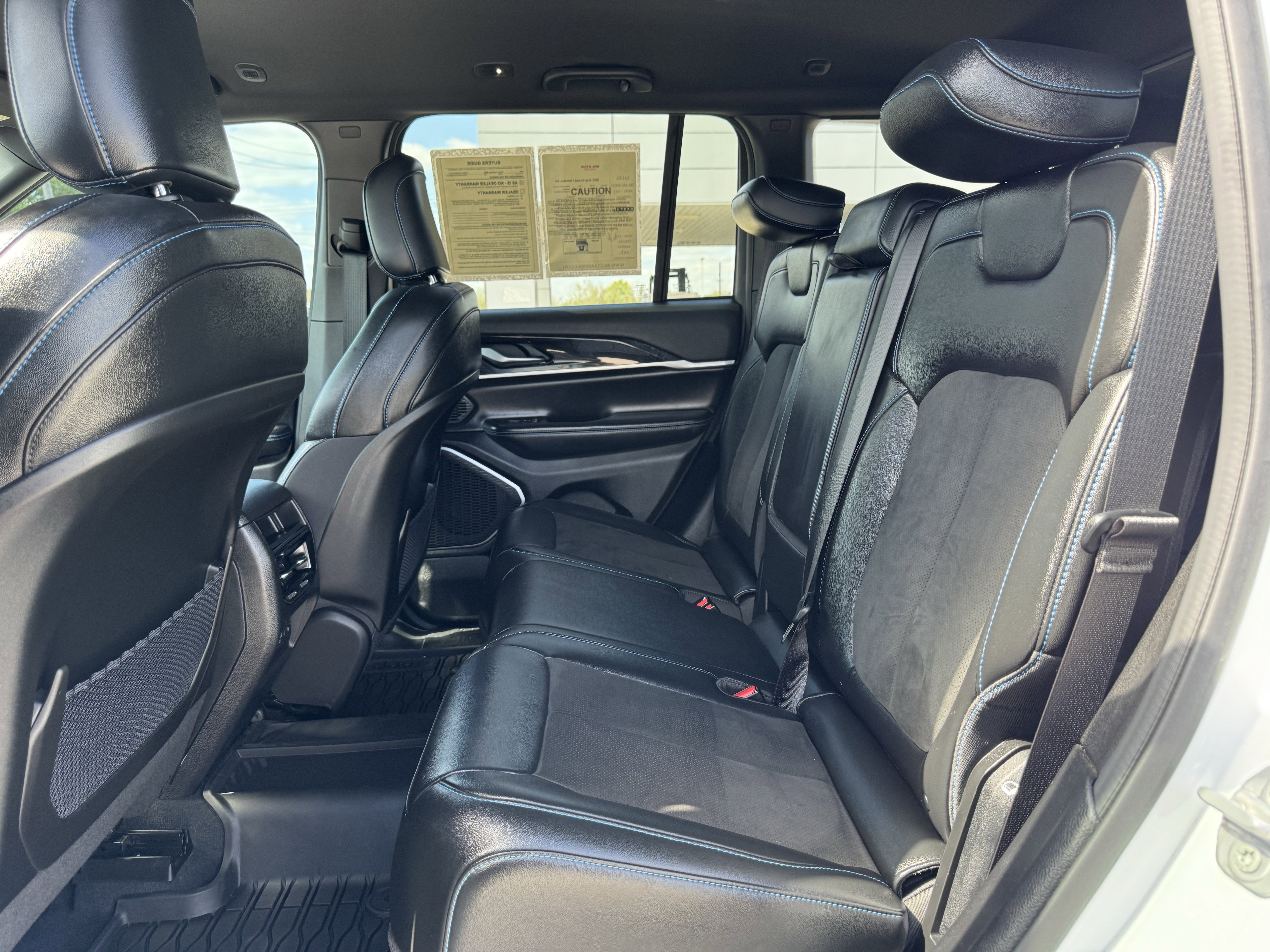 Used 2022 Jeep Grand Cherokee Trailhawk image 29