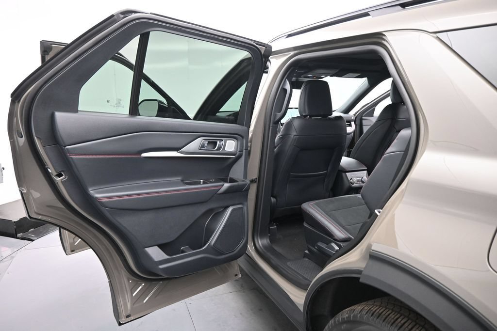 New 2026 Ford Explorer ST w/ Sun And Sound Package AWD/4WD image 20