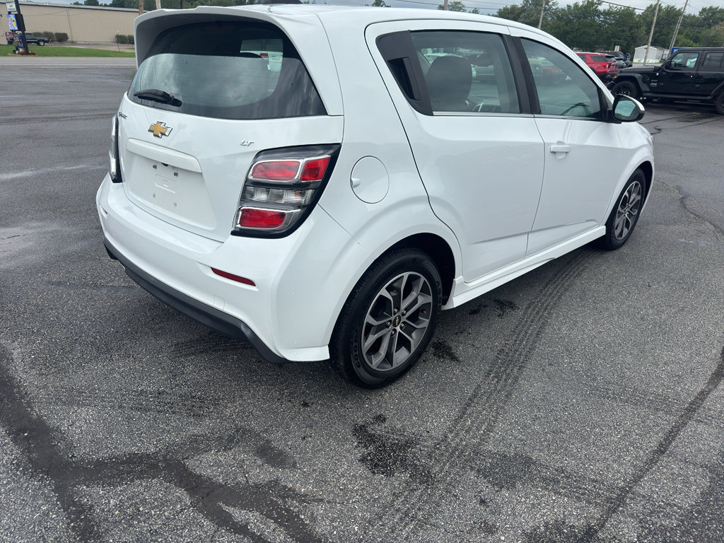Used 2017 Chevrolet Sonic LT FWD image 5