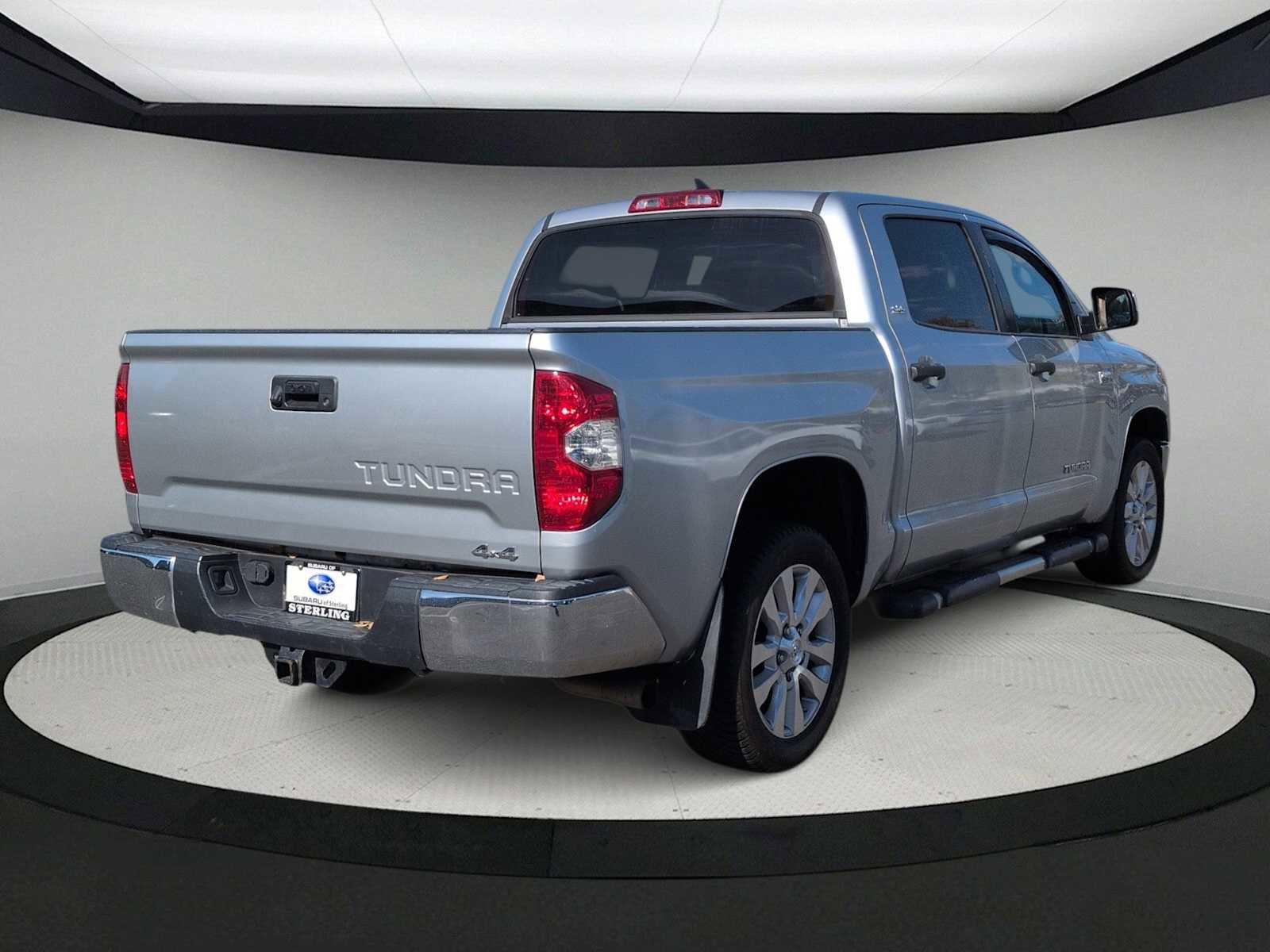 Used 2020 Toyota Tundra SR5 w/ SR5 Upgrade Package image 8