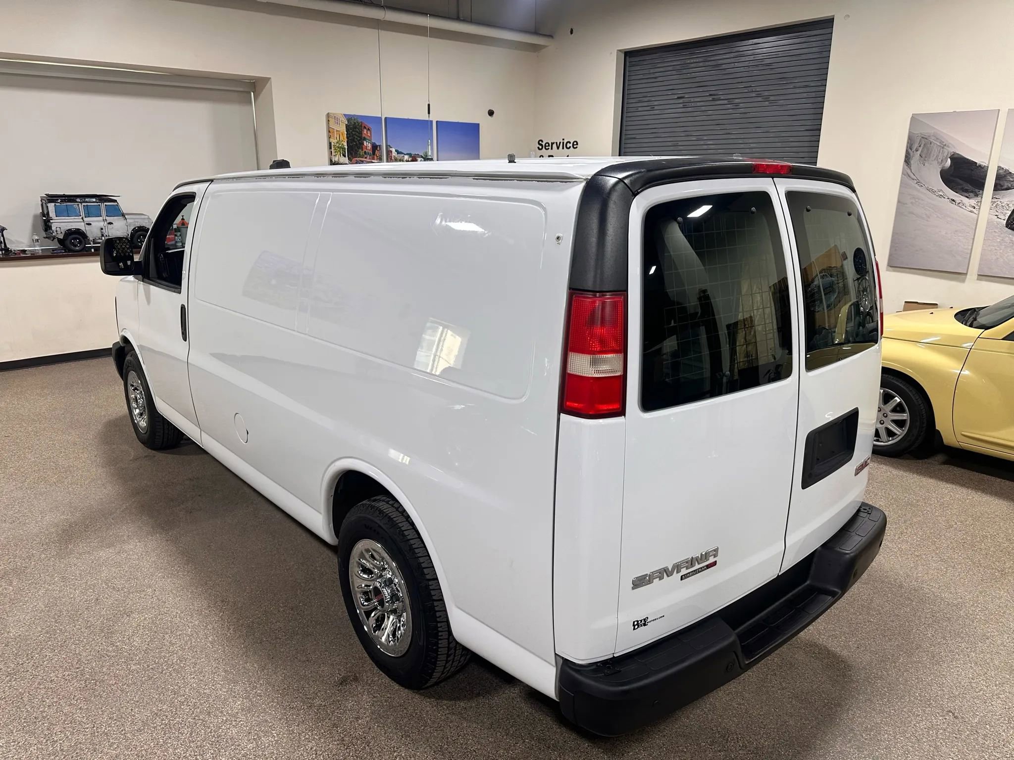 Used 2013 GMC Savana 1500 AWD image 12