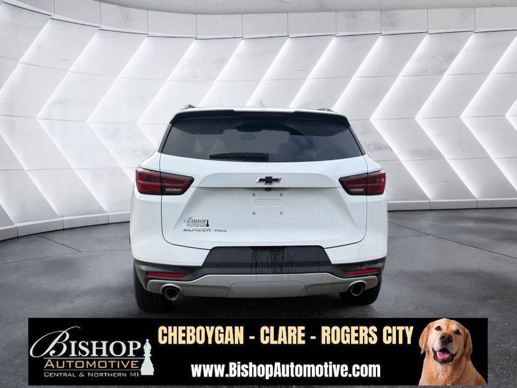 Used 2024 Chevrolet Blazer LT image 17