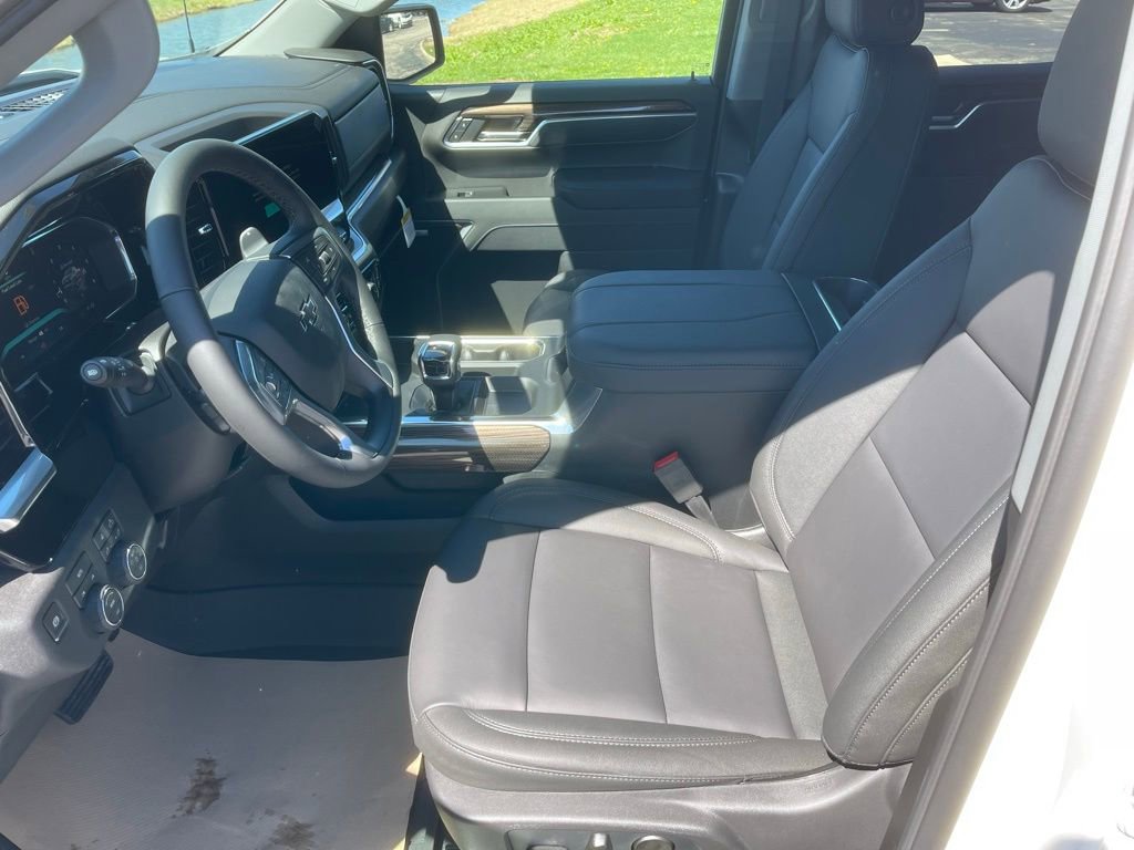New 2026 Chevrolet Silverado 1500 RST AWD/4WD image 12