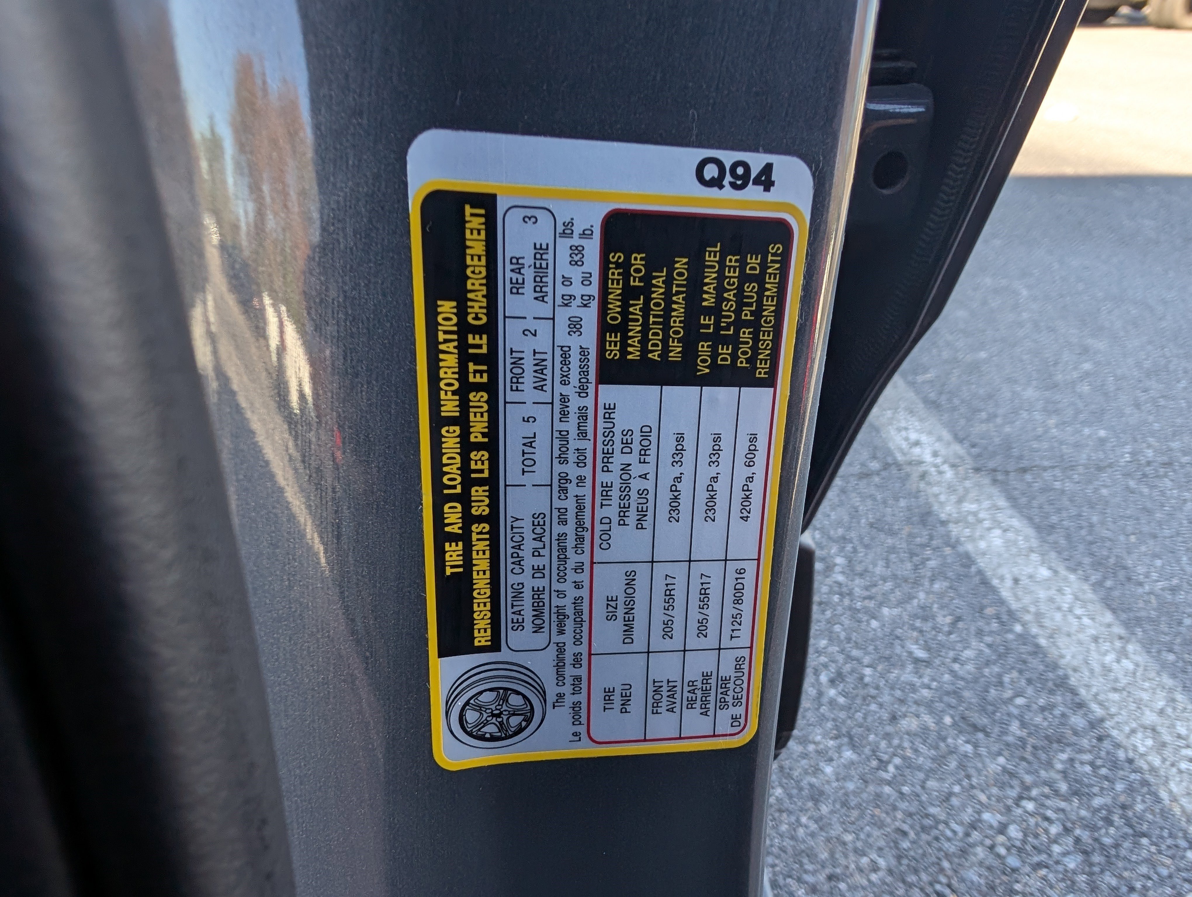 Used 2024 Hyundai Venue Limited image 36