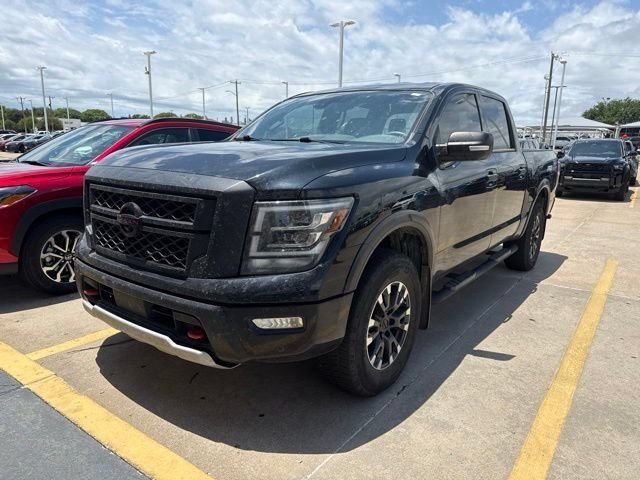 Used 2023 Nissan Titan PRO-4X w/ Pro-4x Convenience Package AWD/4WD image 2
