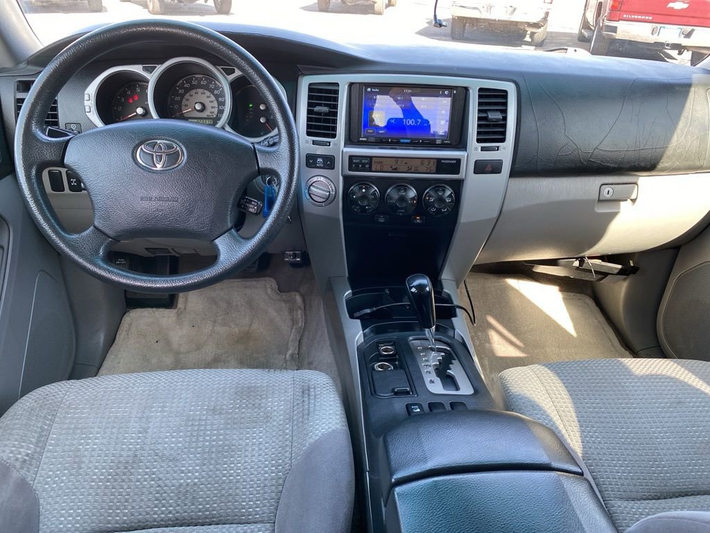 Used 2004 Toyota 4Runner SR5 image 4