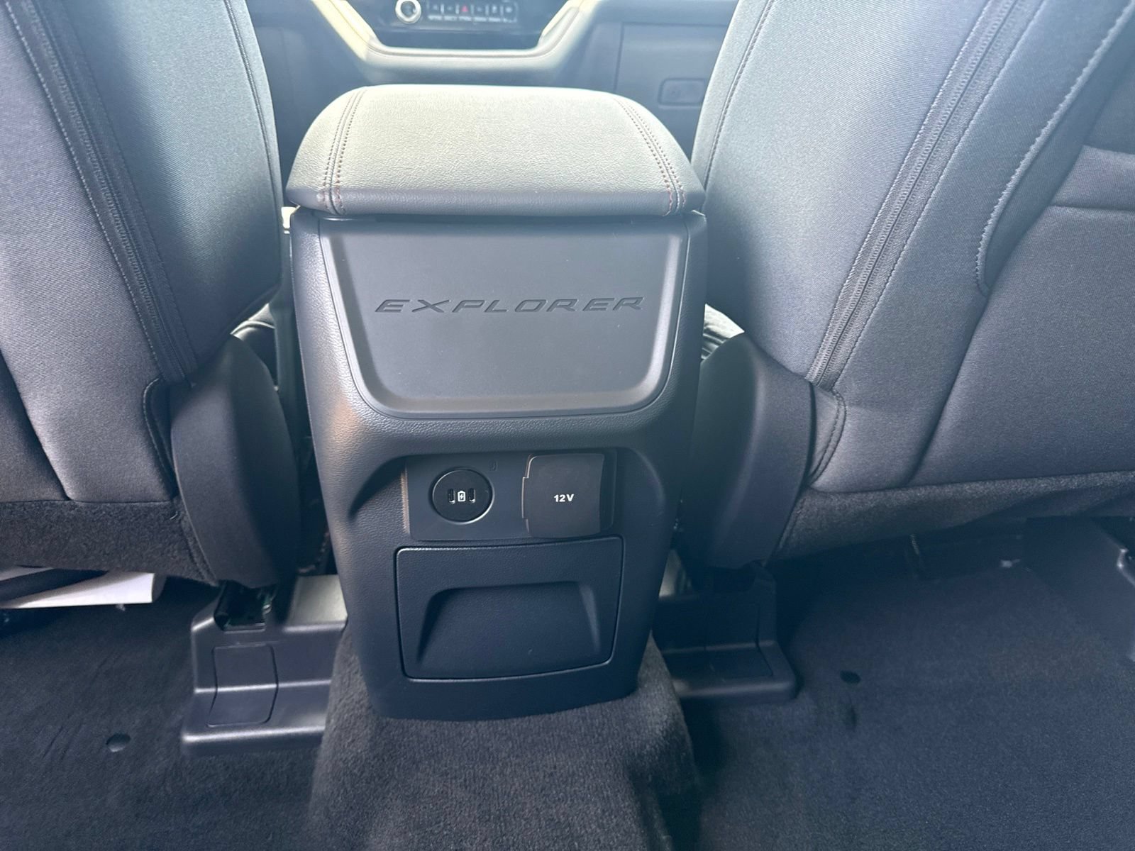 New 2026 Ford Explorer Active RWD image 13