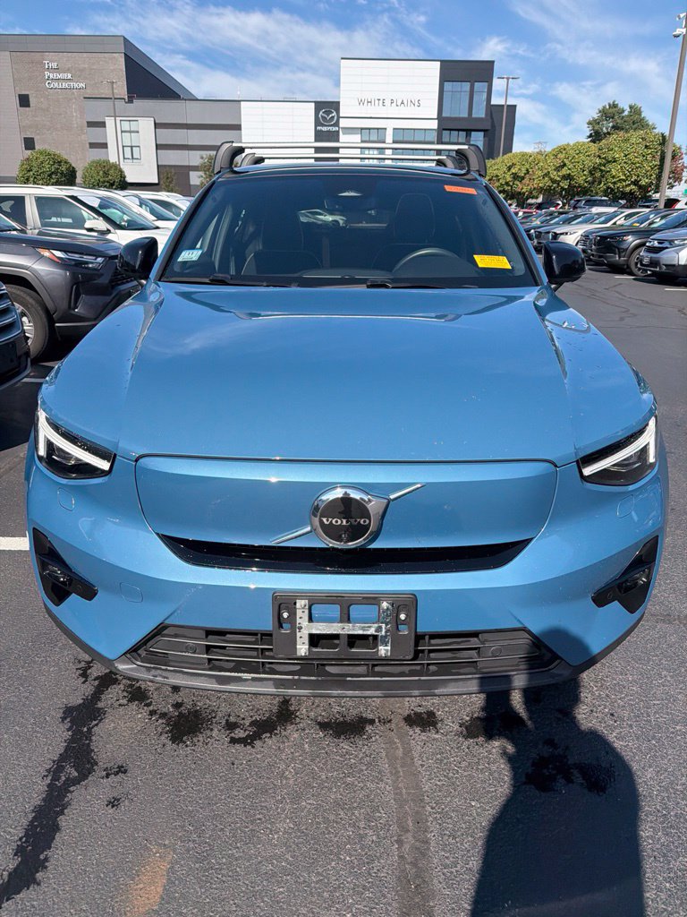 Used 2023 Volvo C40 P8 Recharge Ultimate w/ Protection Package Premier AWD/4WD image 5