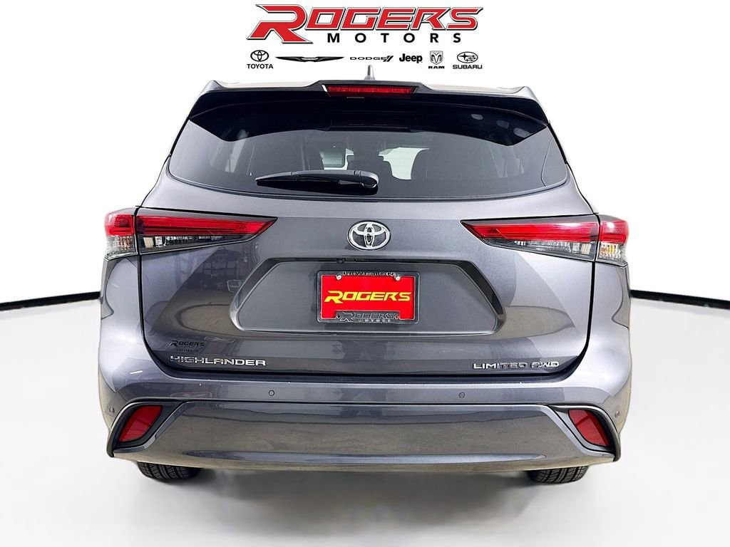 Used 2023 Toyota Highlander Limited AWD/4WD image 12