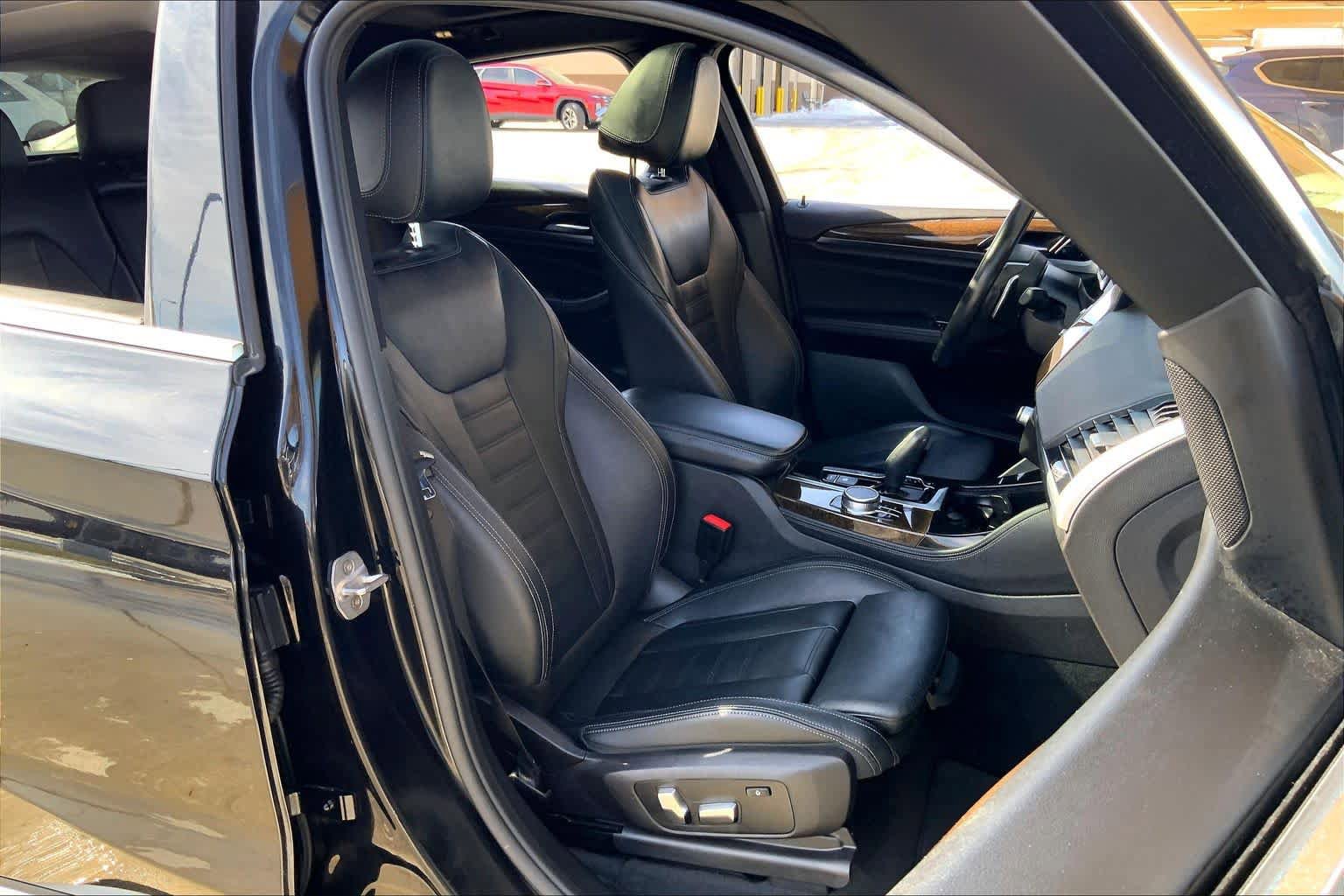 Used 2019 BMW X4 xDrive30i AWD/4WD image 9