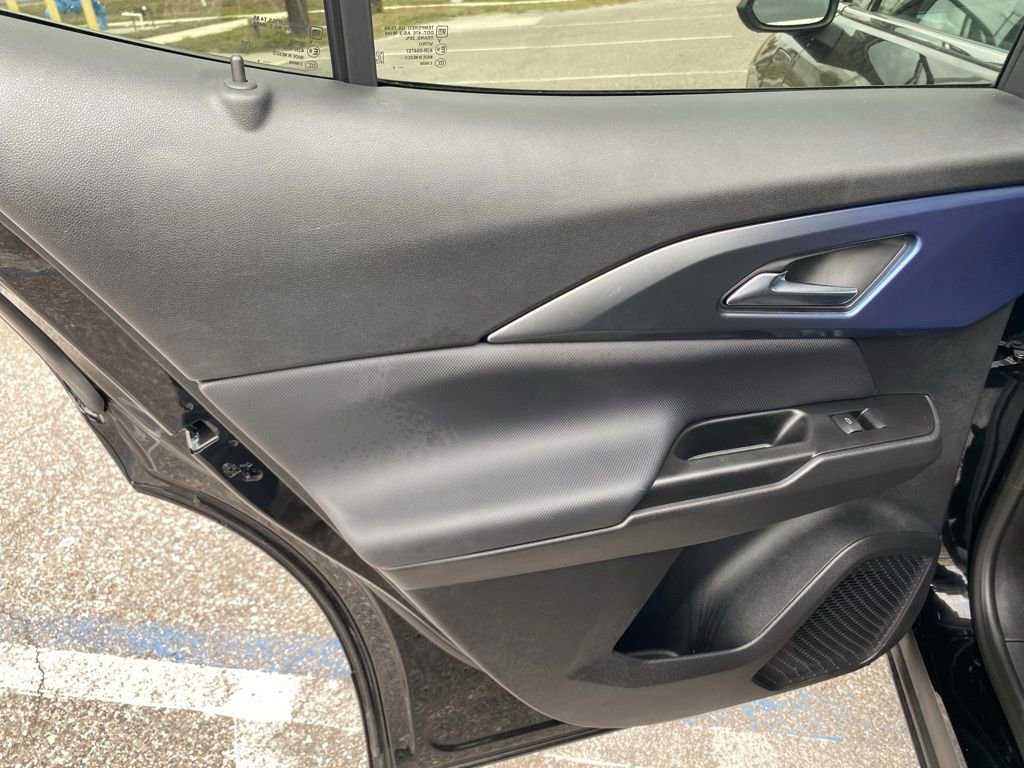 Used 2024 Chevrolet Equinox EV LT image 12